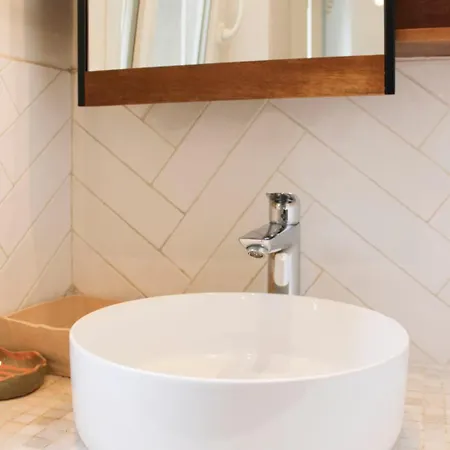 דירה Architect-renovated Bright Montmartre Flat *